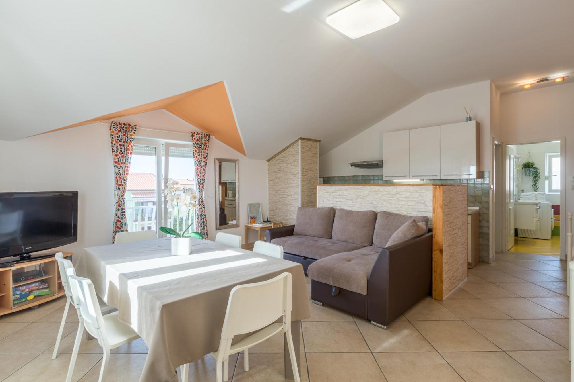 Trbovic Apartments Peaceful Stay With Free Parking, Pet-Friendly, And Bike Storage In 우마그 외부 사진